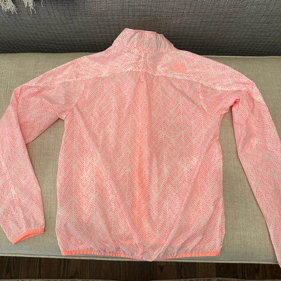 The North Face Women’s XS Windbreaker - Picture 3 of 6
